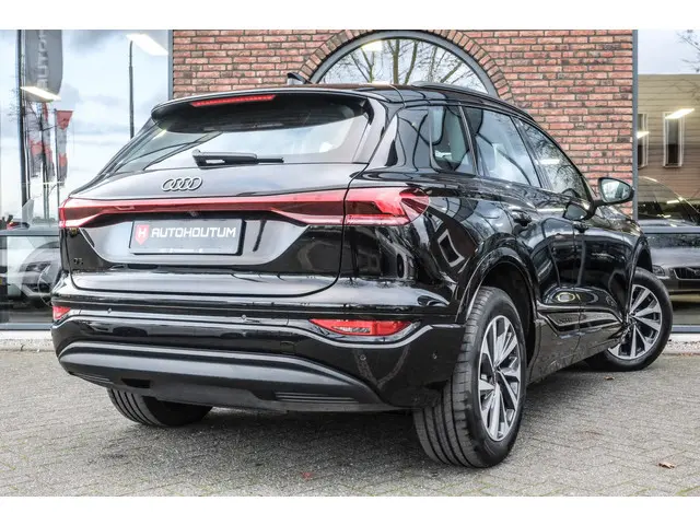 Audi Q6 e-tron Advanced edition 83 kWh Warmtepomp, Leder, 360° Camera