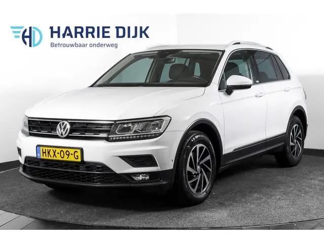 Volkswagen Tiguan 1.5 TSI ACT 150 PK Comfortline Business | Adapt. Cruise | PDC | Camera | NAV + App...