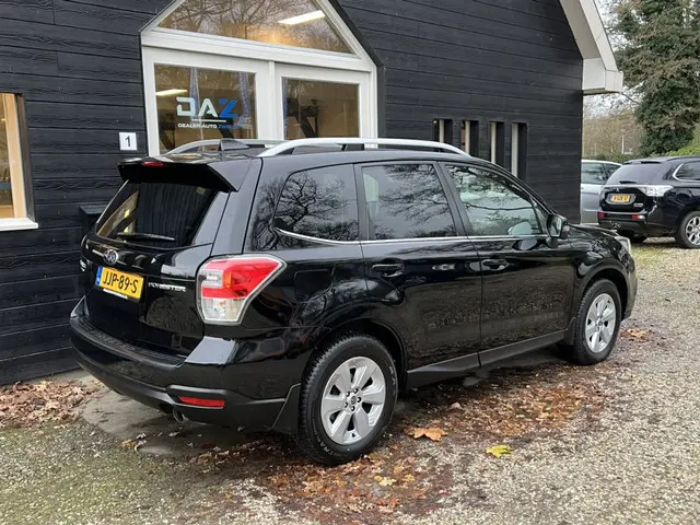 Subaru Forester 2.0 Premium Aut/Ecc/Leer/Navi/Pano/EYESIGHT
