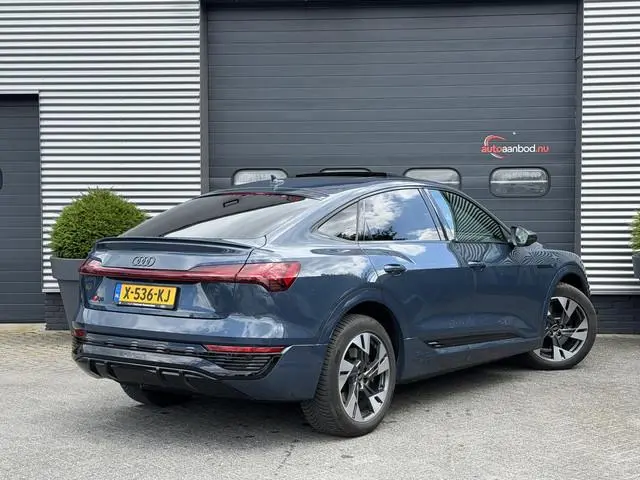 Audi Q8 e-tron