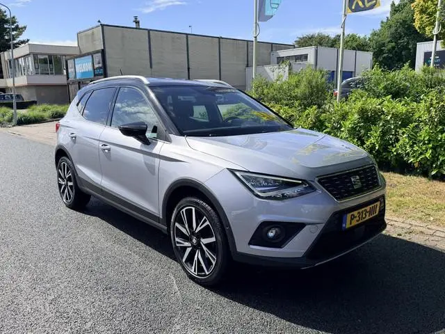 Seat Arona