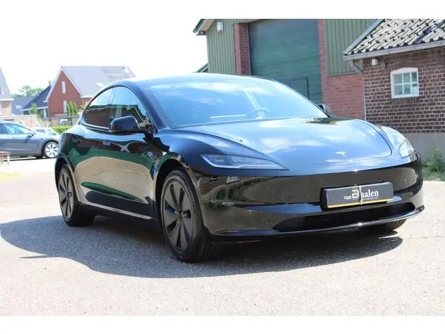 Tesla Model 3 AWD LONG RANGE DUAL MOTOR SOh 96,2% HIGHLAND PANO LEER LED 34000KM!!!