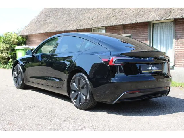 Tesla Model 3 AWD LONG RANGE DUAL MOTOR SOh 96,2% HIGHLAND PANO LEER LED 34000KM!!!
