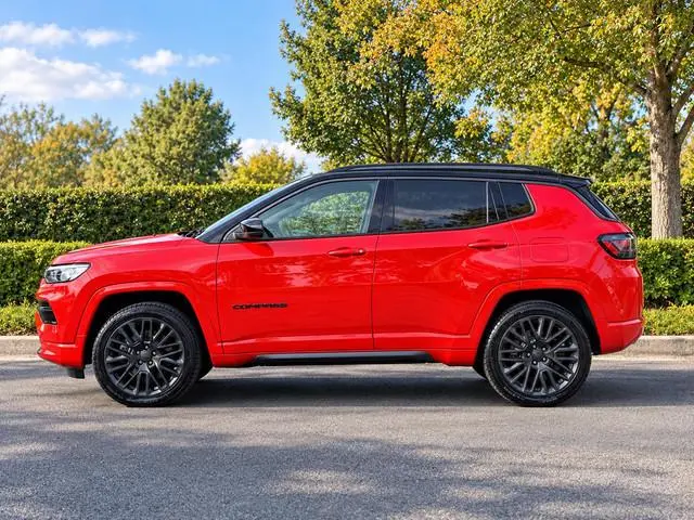 Jeep Compass 4xe 1.3 Turbo PHEV 240PK S•1e Eig•Leder•Alpine