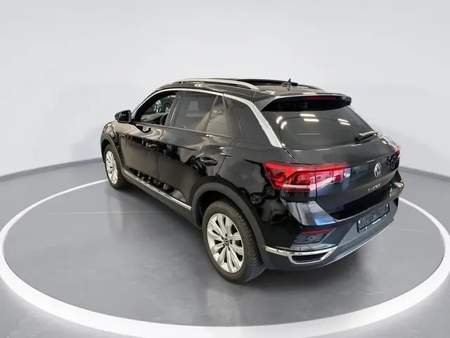 Volkswagen T-Roc 1.5 TSI 150pk DSG Sport · Panoramadak · Apple/Android Car Play · Stoelverwarming ·...