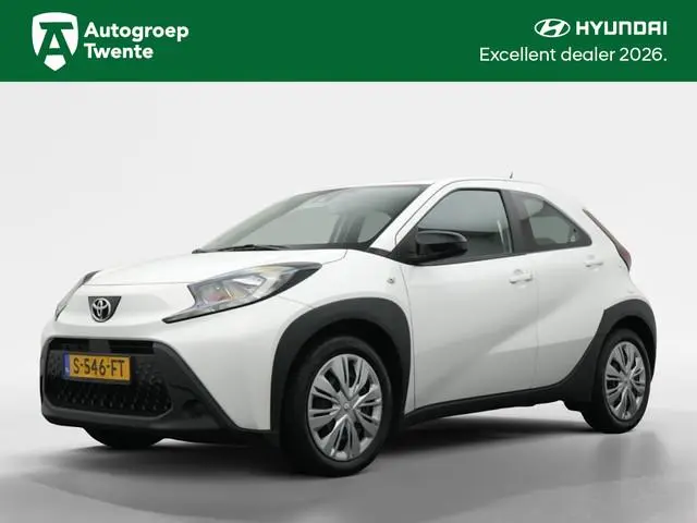 Toyota Aygo X 1.0 VVT-i MT Play | Carplay navigatie | Camera | Cruise control