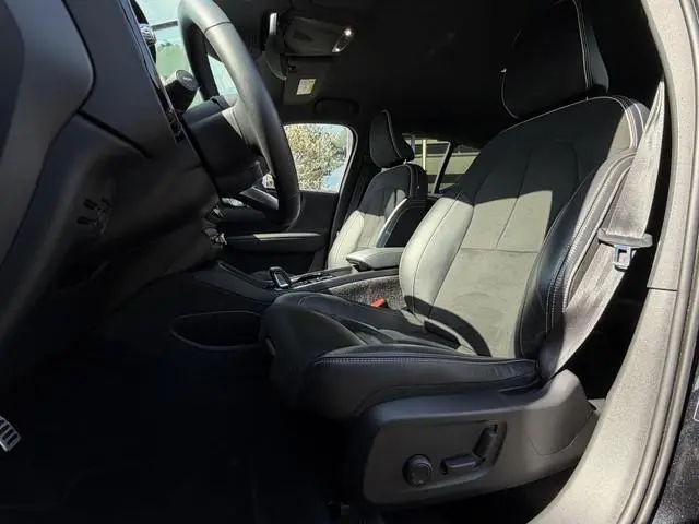 Volvo XC40 1.5 T4 Recharge R-Design Camera | Memory Seats | Stuur-Stoelverwarming