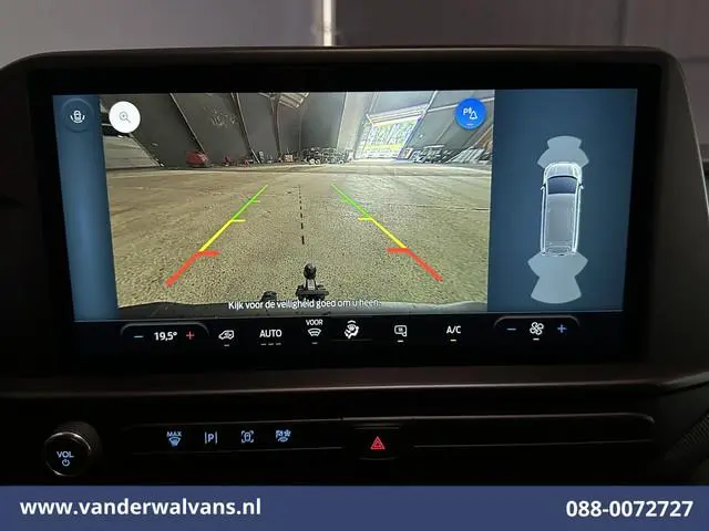 Ford Transit Custom 2.0 TDCI 136pk L2H1 Euro6 Airco | Camera | Navigatie | Apple Carplay | LED | Cru...