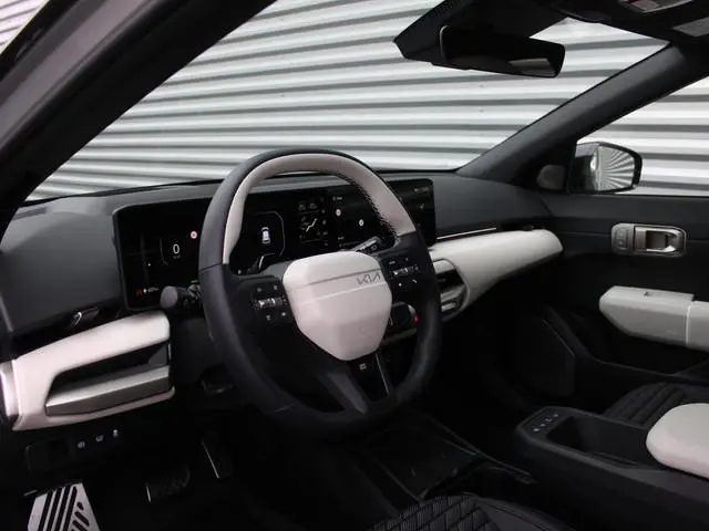 Kia EV4