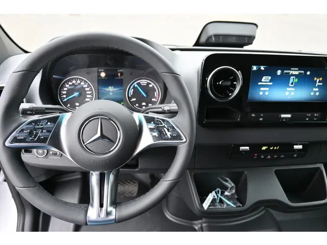 Mercedes-Benz eSprinter
