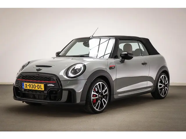 Mini Mini Cabrio 2.0 John Cooper Works JCW Pack | DRIVING ASSISTANT PLUS / CONNECTED NAVIGATION PLUS...