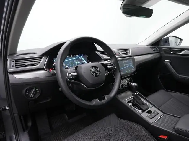 Skoda Superb 1.4 TSI 218 pk iV Style | Panoramadak | Trekhaak | Navigatie Columbus | Geheugenstoel |...