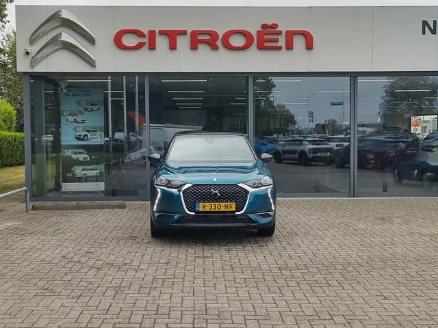 DS 3 Crossback 1.2 PureTech Montmartre