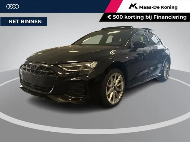Audi A3 Sportback 45 TFSIe 272pk S-Tronic S Edition Competition · Panoramadak · Camera · SONOS Sound...