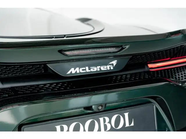 McLaren GT
