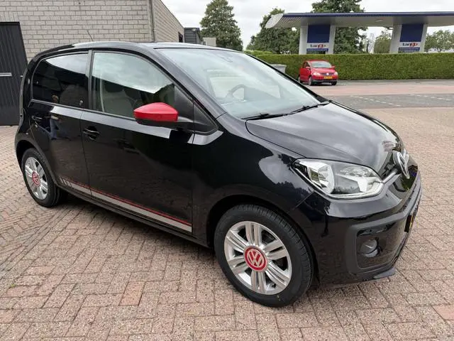 Volkswagen Up! 1.0 BMT Up! Beats 75pk