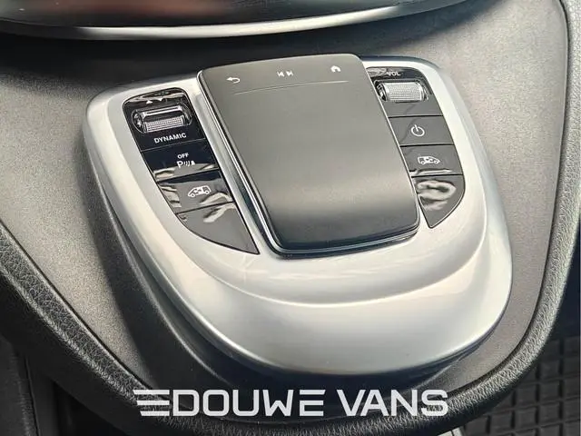 Mercedes-Benz EQV