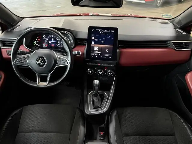 Renault Clio 1.3 TCe 130 Intens | Groot Navi | 360 | Stoel & Stuur verwarming | 17"| 100% Dealer ond...