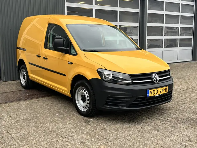 Volkswagen Caddy 2.0 TDI L1H1 Airco Cruise controle Trekhaak 1400kg trekgewicht Parkeersensoren acht...
