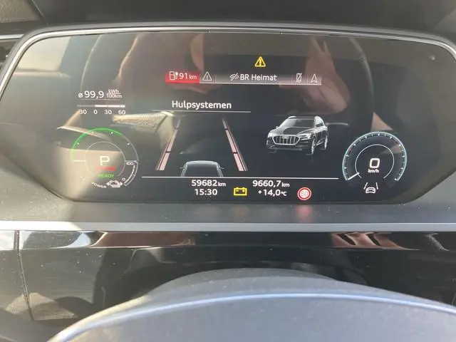 Audi e-tron
