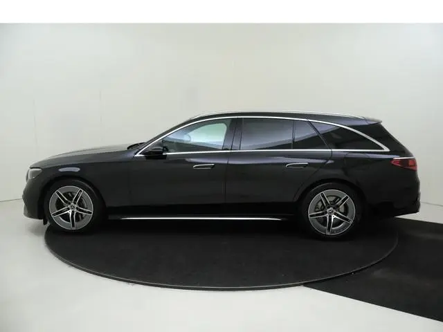 Mercedes-Benz E-klasse Estate 300 e AMG Line / Stoelverwarming / Achteruitrijcamera /
