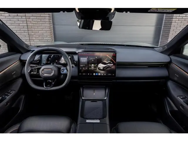 Lynk & Co 08 1.5 More | Pano | 360 | Memory |