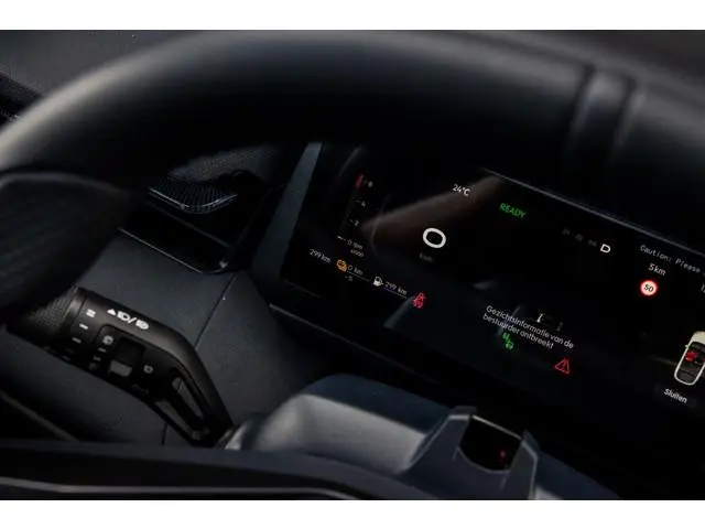 Lynk & Co 08