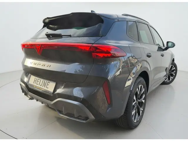 CUPRA Terramar 1.5 TSIe 150PK BUSINESS 360CAMERA/NAVI/HEAD-UP/ALCANTARA