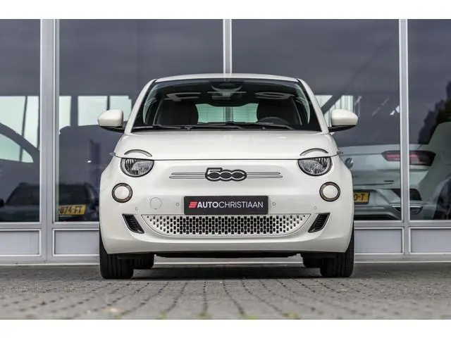 Fiat 500 RED 42 kWh | Camera | Carplay | Stoelverw.