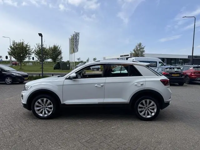 Volkswagen T-Roc 1.5 TSI Sport Business R Trekhaak!