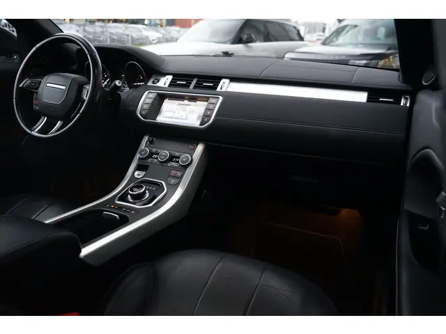 Land Rover Range Rover Evoque 2.0 TD4 Urban Series SE Dynamic - Voorstoelen verwarmd - Nieuwe motor...