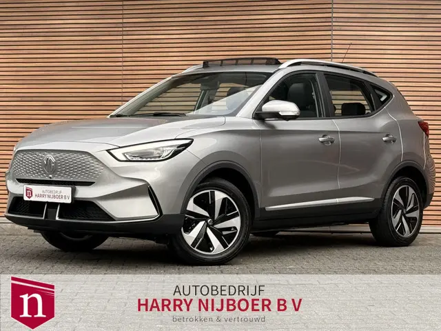 MG MG ZS EV Luxury 50 kWh Pano dak / Navi / 360 camera / Carplay / 17 " lm velg enz enz