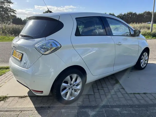Renault ZOE Q210 22 kWh KoopAccu / SOH 91% / Navigatie / Climate / Cruise control /