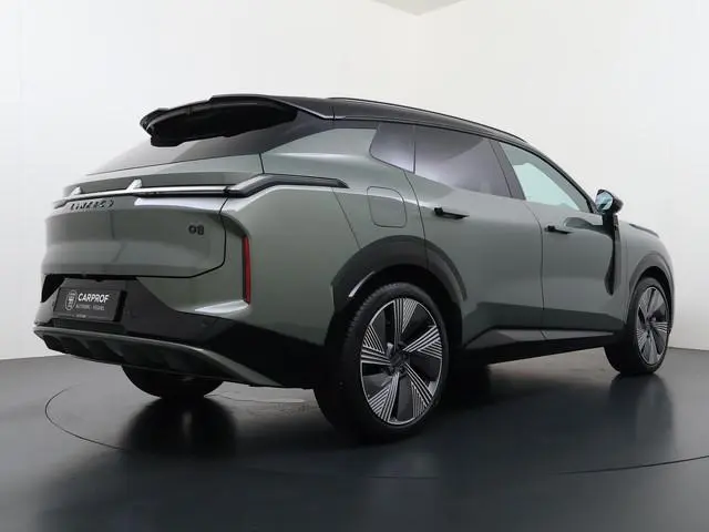 Lynk & Co 08