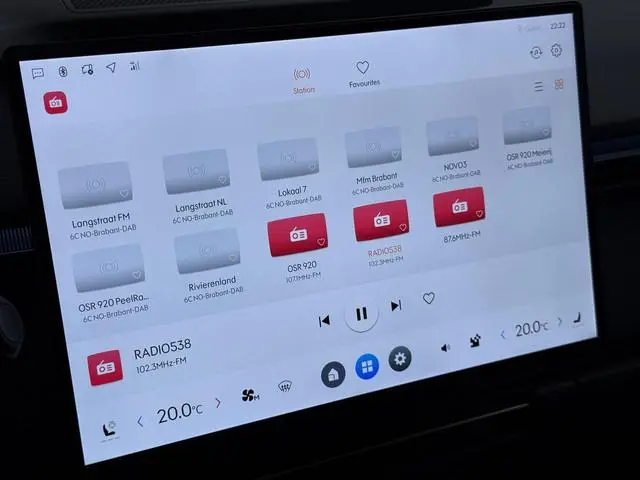 Lynk & Co 08