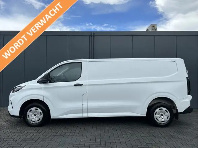 Ford Transit Custom 2.0 TDCI 136 PK TREND / L2H1  / 2.740 KG AHG / CAMERA / CRUISE / 3 ZITS / AIRCO...