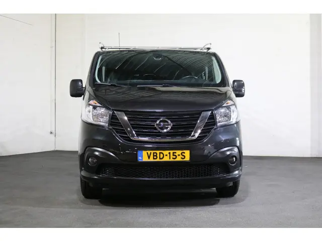 Nissan NV300