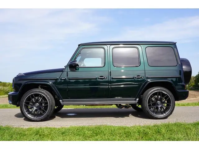 Mercedes-Benz G-klasse AMG 63 / Facelift / Smaragd groen / Pano / Burmeister 3D / Night / Trekhaak /