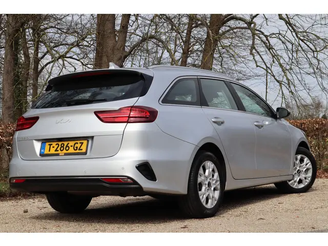 Kia Ceed Sportswagon 1.0 T-GDi DynamicLine | Camera | Carplay | Navi |