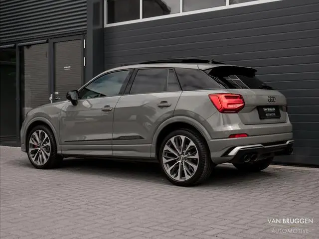 Audi SQ2