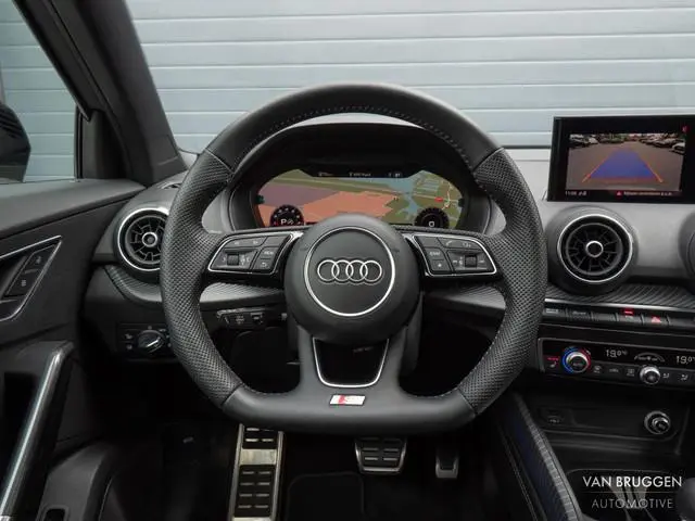 Audi SQ2