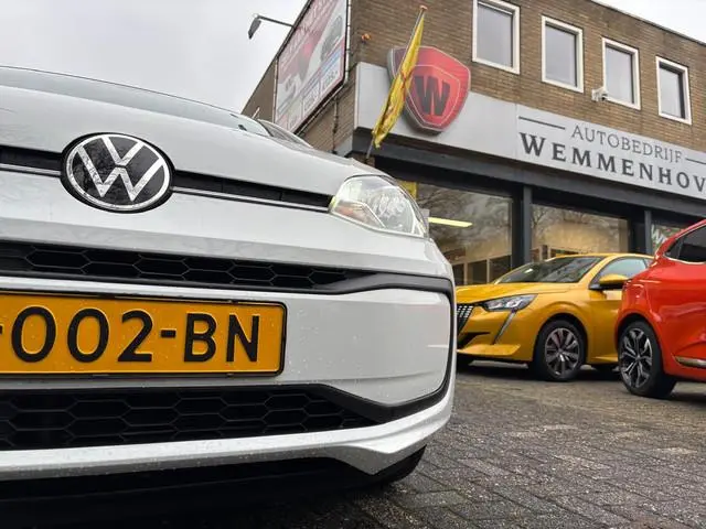 Volkswagen up!