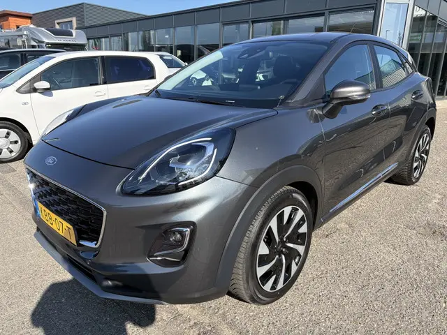 Ford Puma 1.0 EcoBoost Hybride Titanium