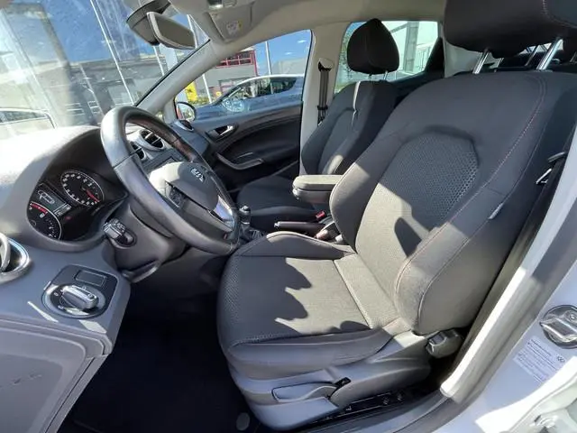SEAT Ibiza 1.0 EcoTSI FR Connect | Navigatie | Apple Carplay - Android Auto | DAB | PDC V+A | Stoelv...
