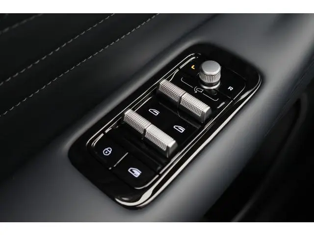 Geely Starray EM-i