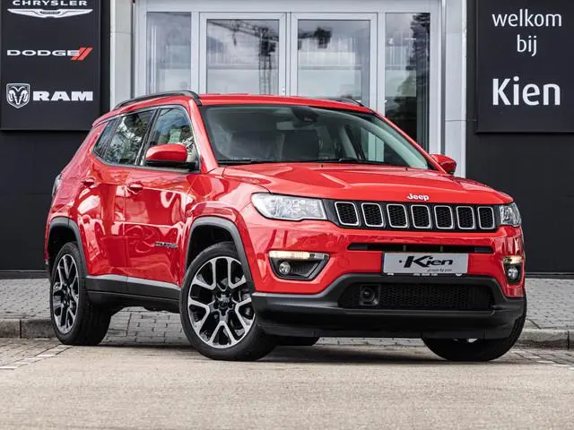 Jeep Compass 1.3T Sport | Automaat | Trekhaak | 19" | Navi |
