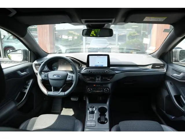Ford Focus Wagon 1.5 EcoBoost ST Line Business Stoel Stuur verwarming