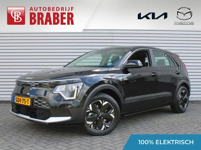 Kia Niro EV Light Edition 64.8 kWh | Camera | Cruise adapt. | Clima | 17" LM | Navi | Keyless | All...