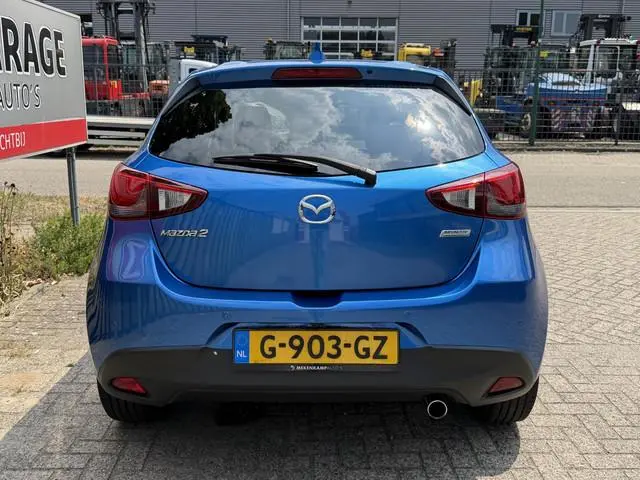 Mazda 2