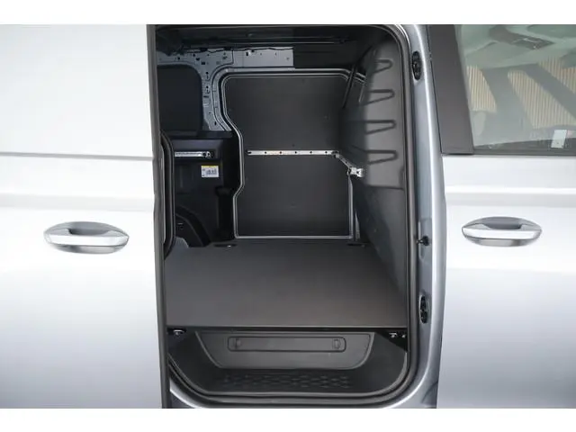 Volkswagen ID. Buzz Cargo 204pk 77 kWh SOH 97% Stoelverwarming Adaptive Cruise Camera Bijrijdersbank...